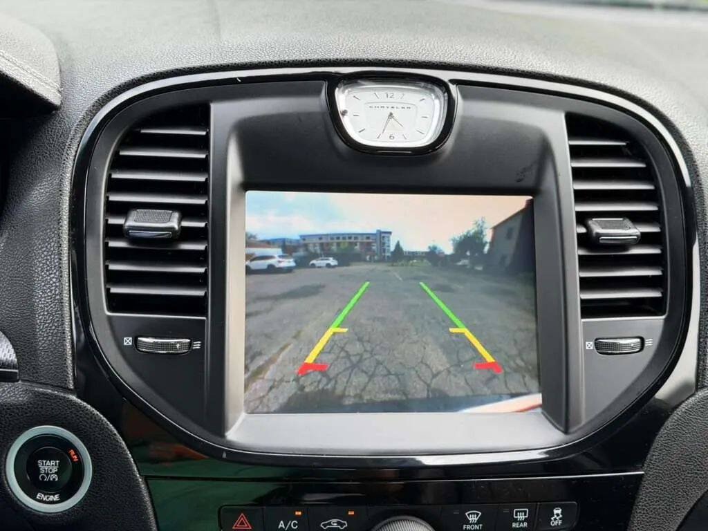 Used 2014 Chrysler 300 S AWD/4WD image 17