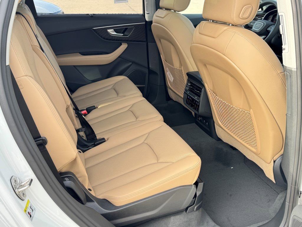 New 2026 Audi Q7 3.0T Premium Plus image 13
