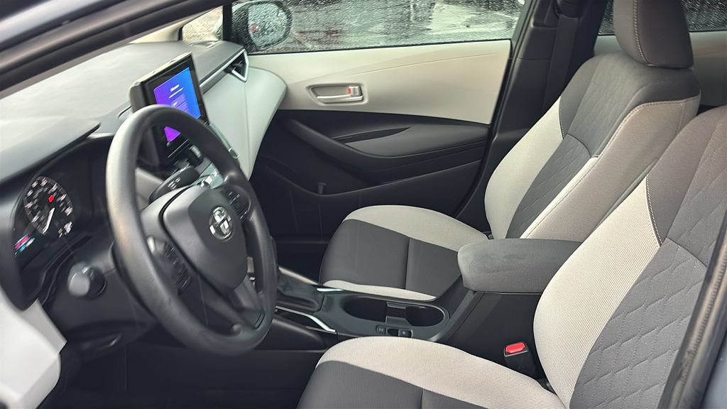 Used 2024 Toyota Corolla LE FWD image 23