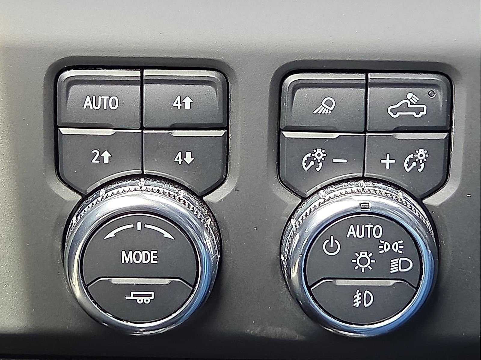 Used 2024 GMC Sierra 1500 AT4 w/ Technology Package image 20