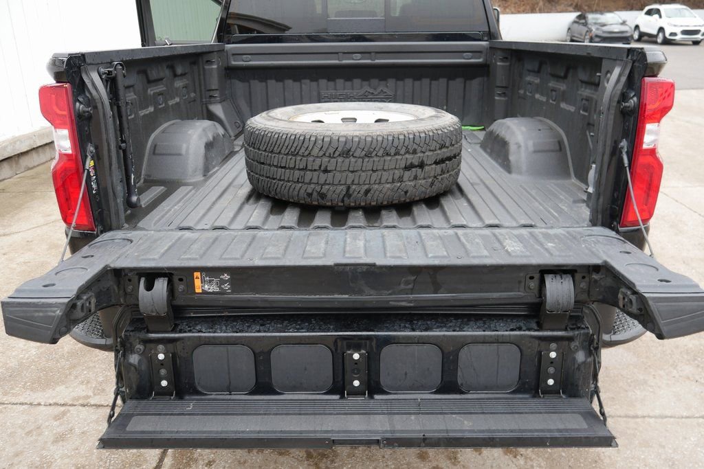 Used 2024 Chevrolet Silverado 2500 High Country w/ High Country Premium Package image 30