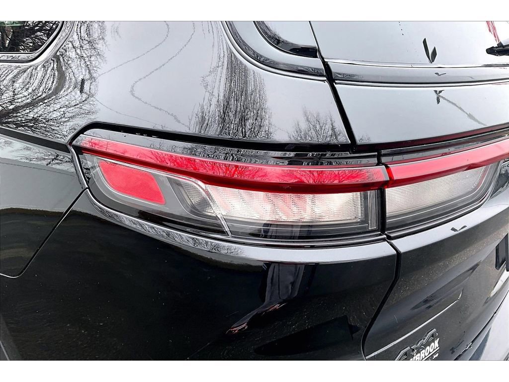 Used 2025 Jeep Grand Cherokee L Limited w/ Luxury Tech Group II image 34