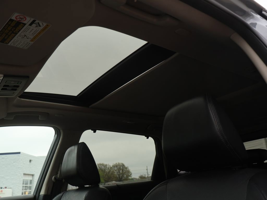 Used 2023 Nissan Rogue Platinum w/ Platinum Premium Package FWD image 36