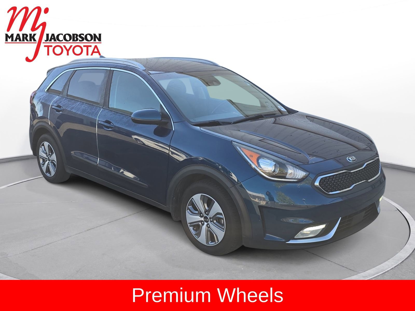 Used 2018 Kia Niro LX image 4