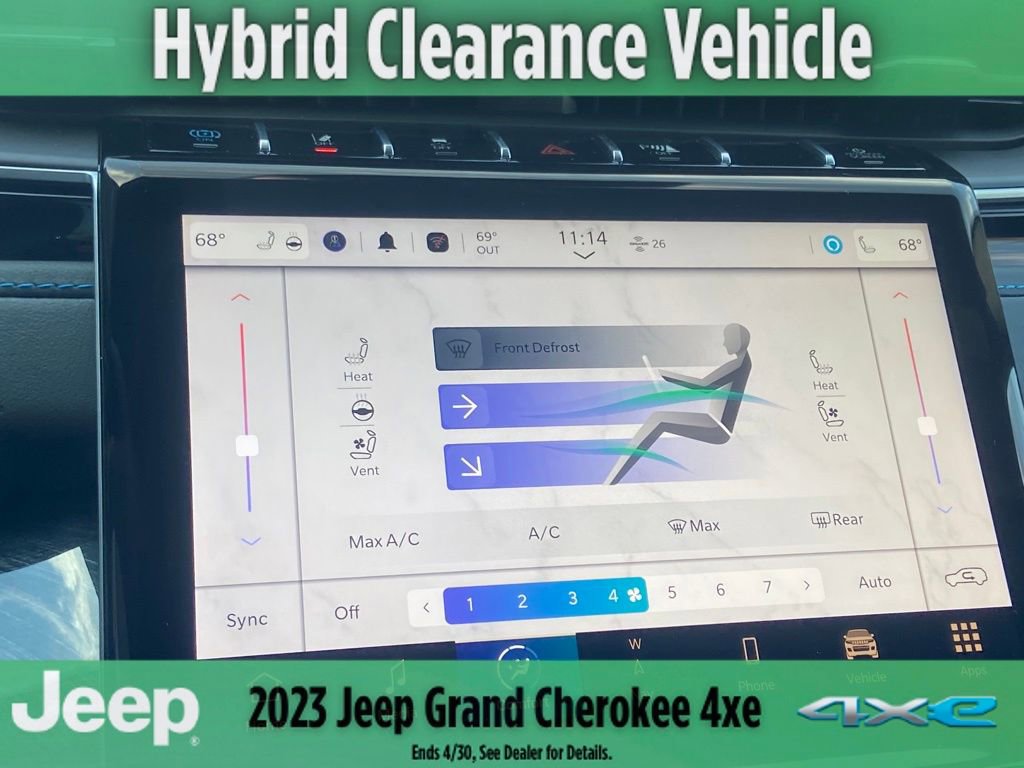 New 2023 Jeep Grand Cherokee Trailhawk w/ Advanced Protech Group II image 27