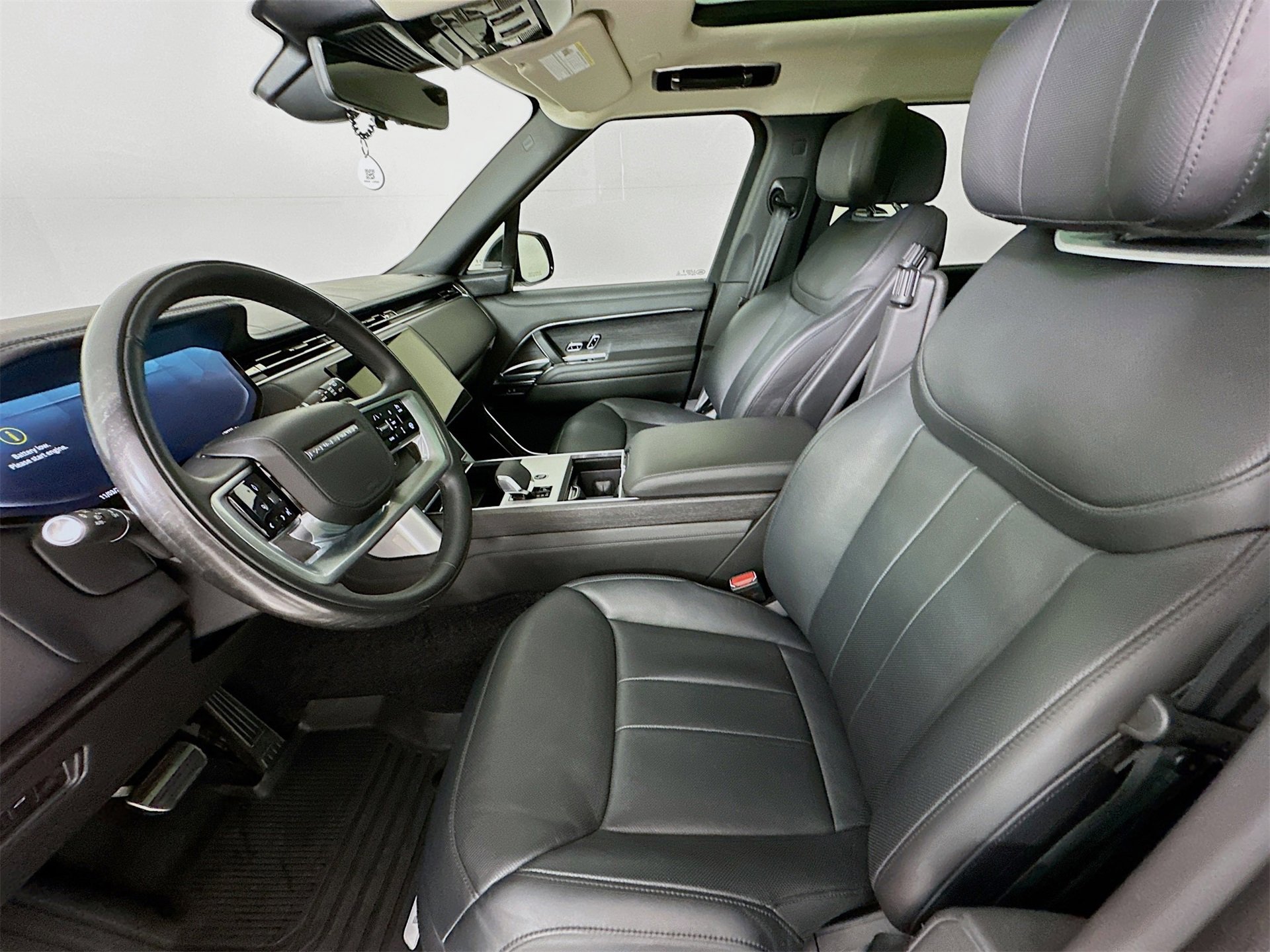 Used 2025 Land Rover Range Rover Long Wheelbase Autobiography image 22