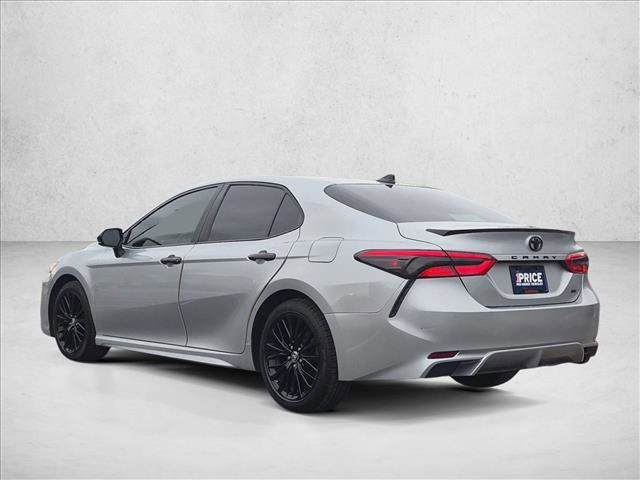 Used 2020 Toyota Camry SE FWD image 8