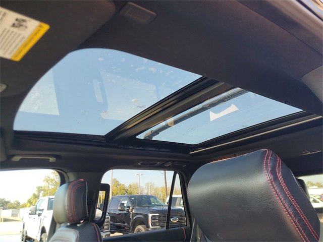 Used 2020 Ford Expedition Limited w/ Equipment Group 303A image 32