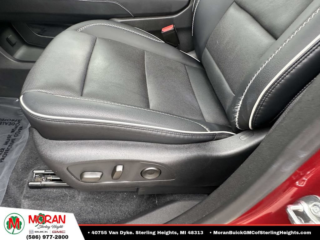 Certified 2024 GMC Acadia Denali w/ LPO, Floor Liner Package AWD/4WD image 19