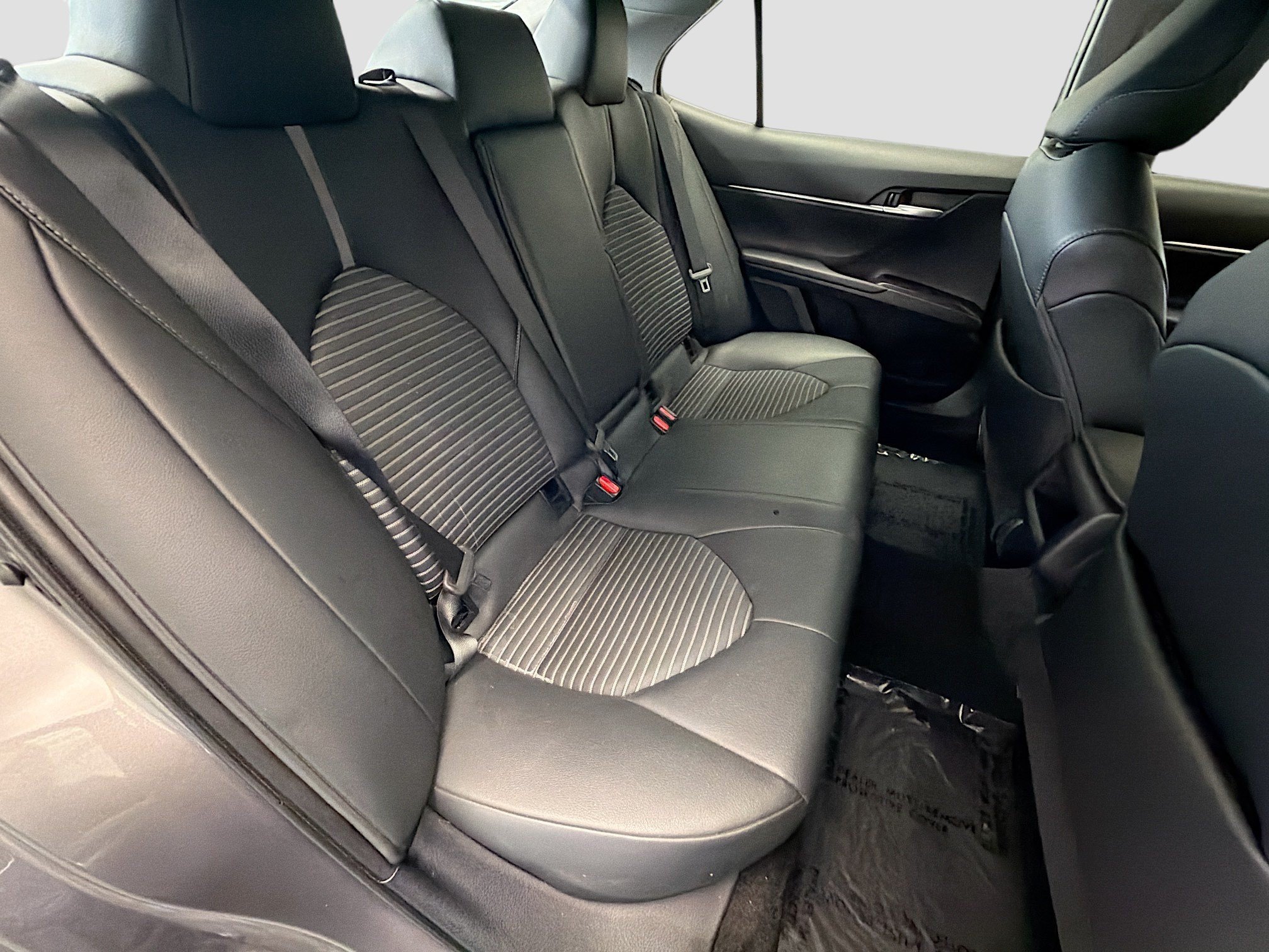 Used 2024 Toyota Camry SE FWD image 14