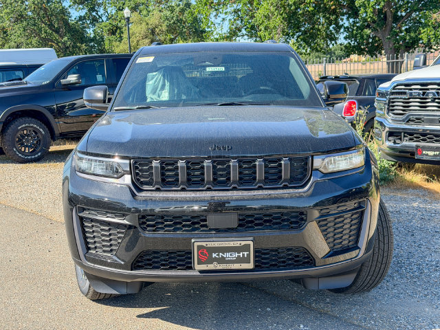 New 2026 Jeep Grand Cherokee Altitude AWD/4WD image 3