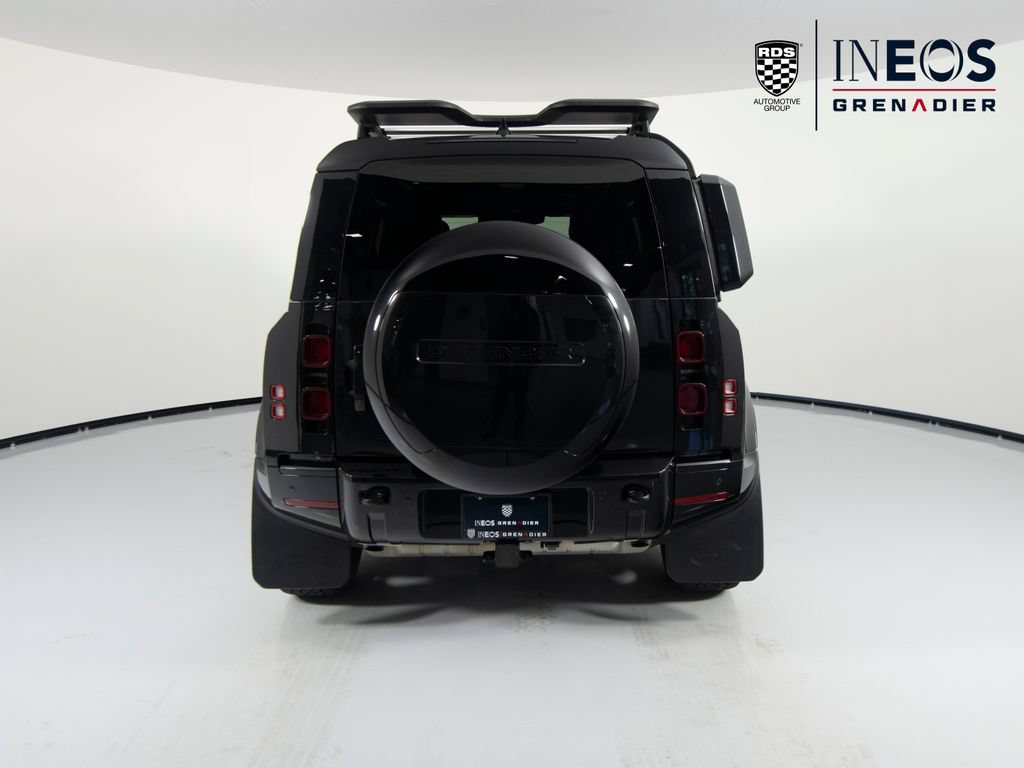 Used 2024 Land Rover Defender 90 X-Dynamic SE AWD/4WD image 6