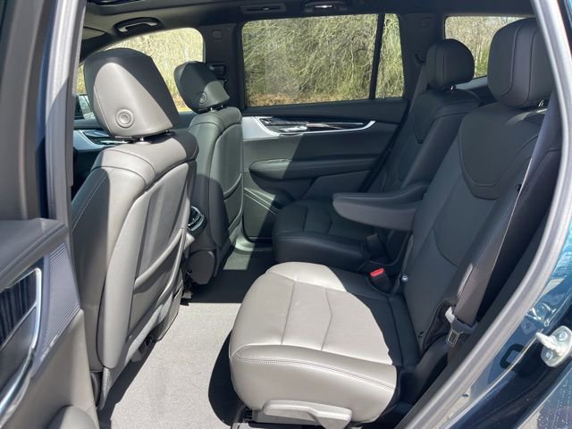 New 2025 Cadillac XT6 Premium Luxury w/ LPO, Floor Liner Package image 38