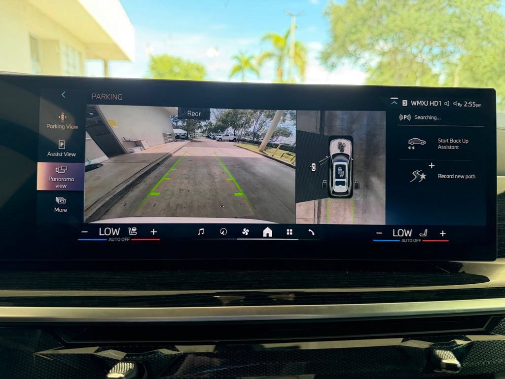 Used 2026 BMW X7 xDrive40i w/ M Sport Package AWD/4WD image 10