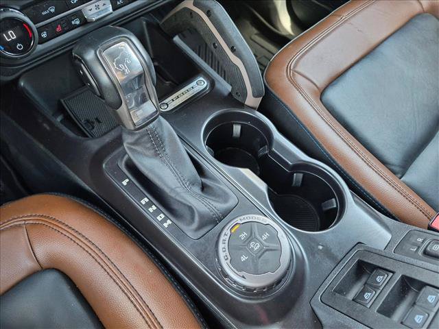 Used 2024 Ford Bronco Outer Banks AWD/4WD image 16