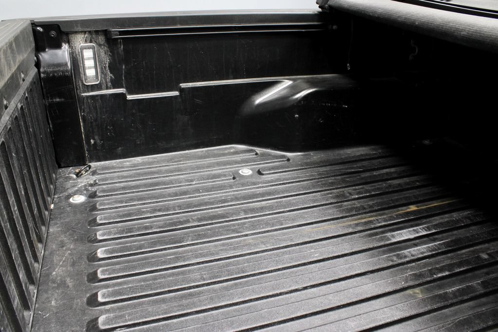 Used 2023 Toyota Tacoma SR AWD/4WD image 14