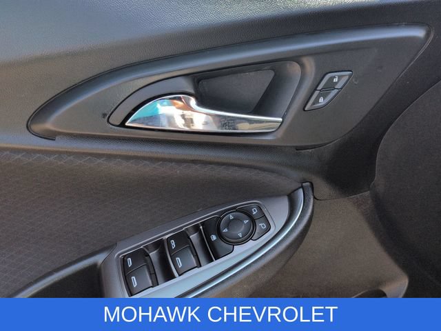 Used 2022 Chevrolet Malibu LT FWD image 23