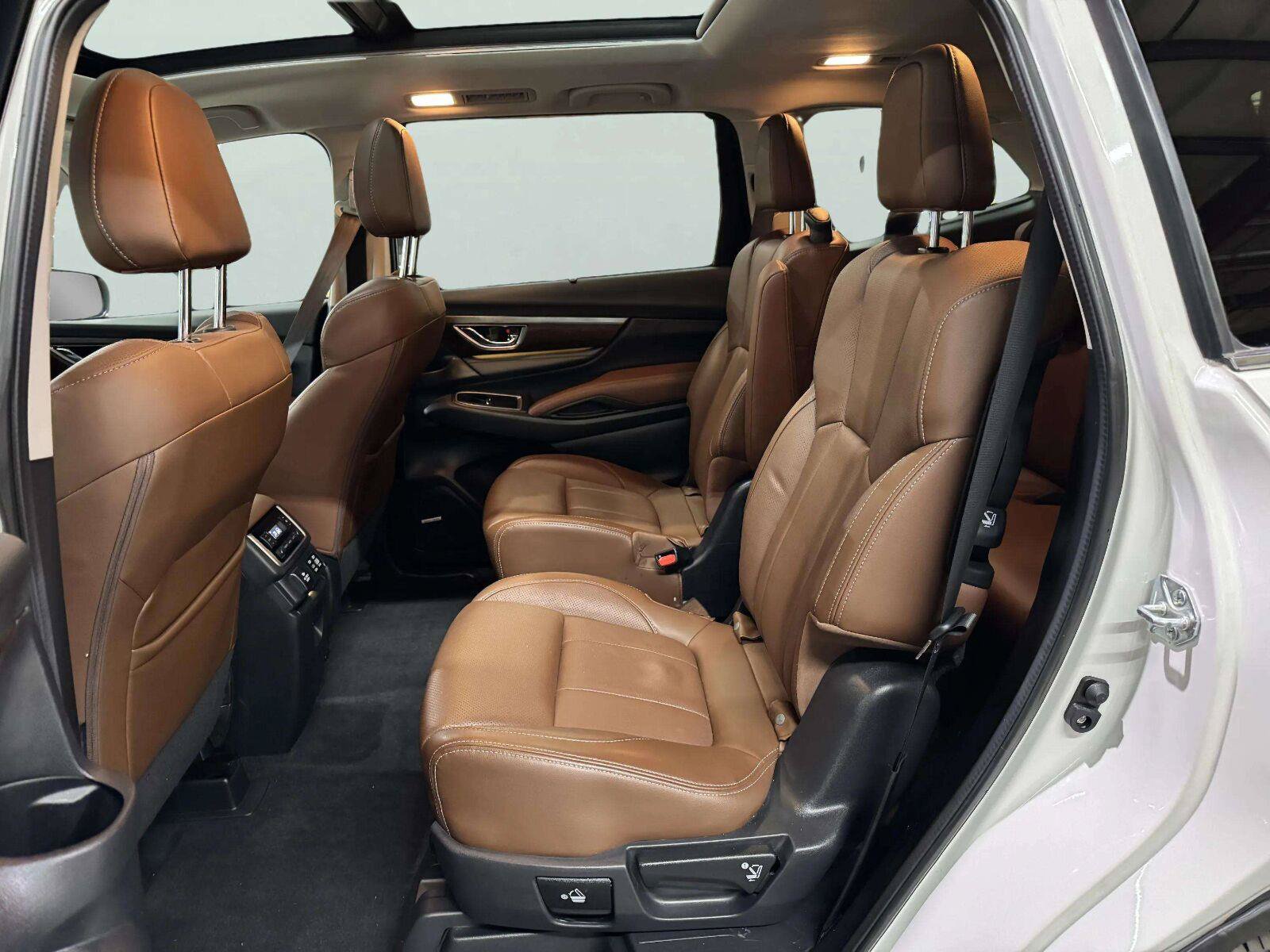Used 2023 Subaru Ascent Touring AWD/4WD image 31