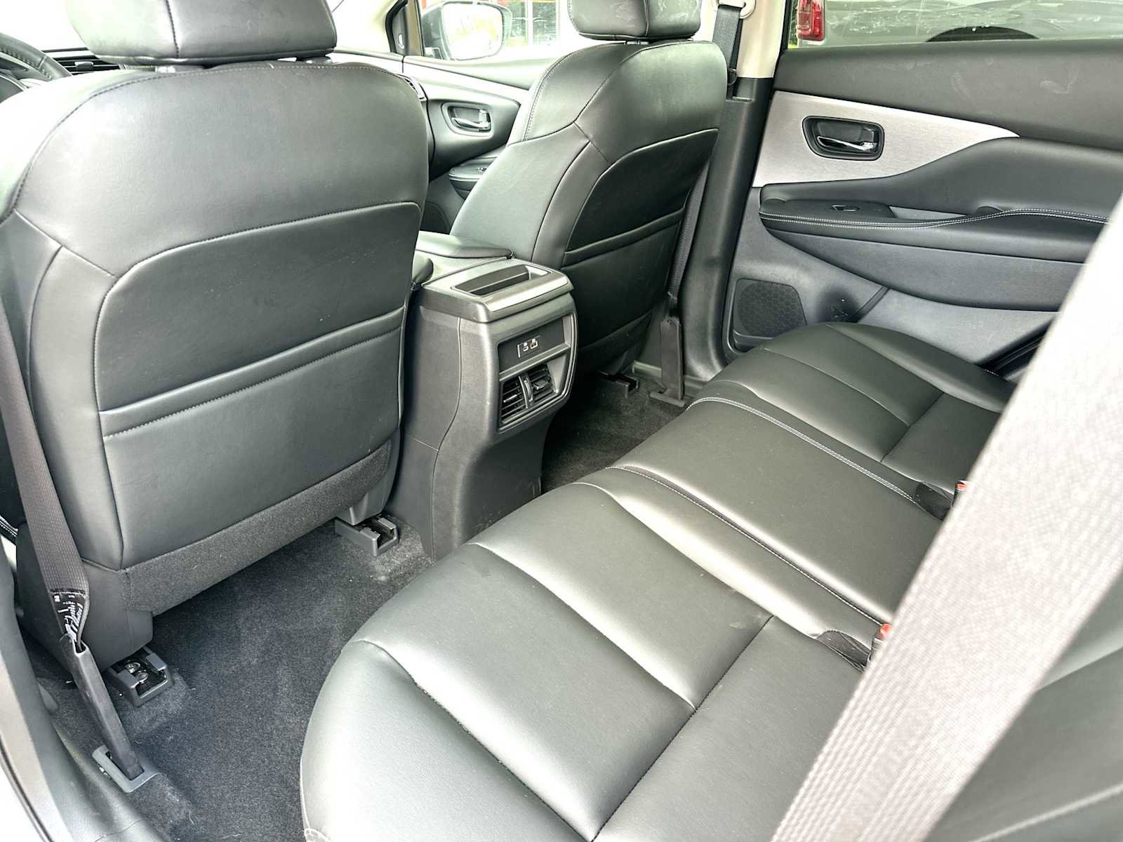 Used 2024 Nissan Murano SV w/ SV Midnight Edition Package image 24