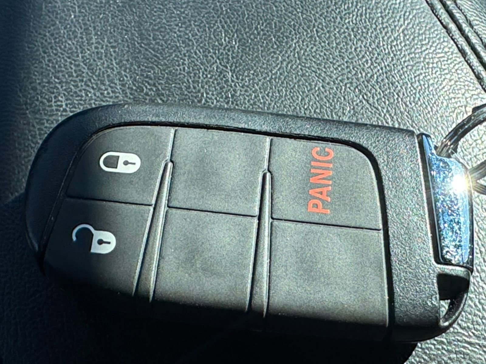 Used 2025 Jeep Compass Trailhawk image 22