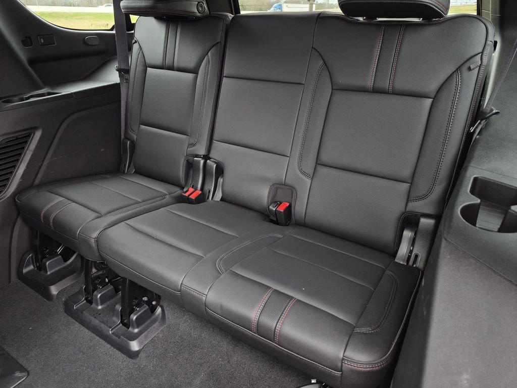 Used 2021 Chevrolet Tahoe RST w/ Luxury Package image 19
