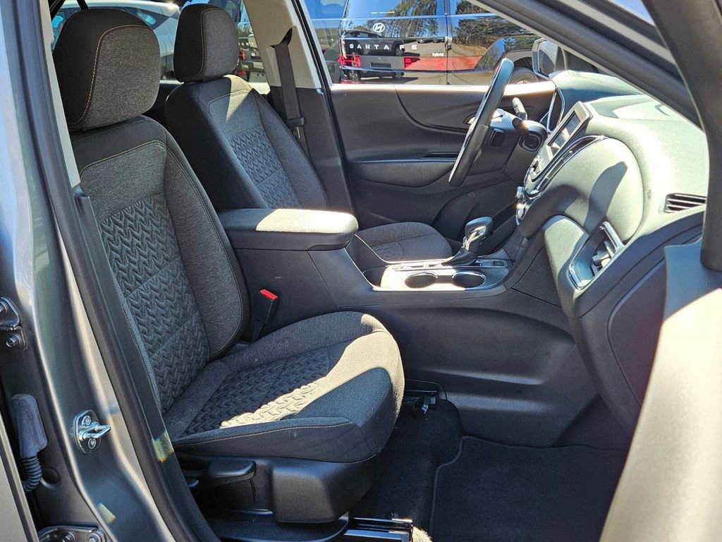 Used 2023 Chevrolet Equinox LT image 15