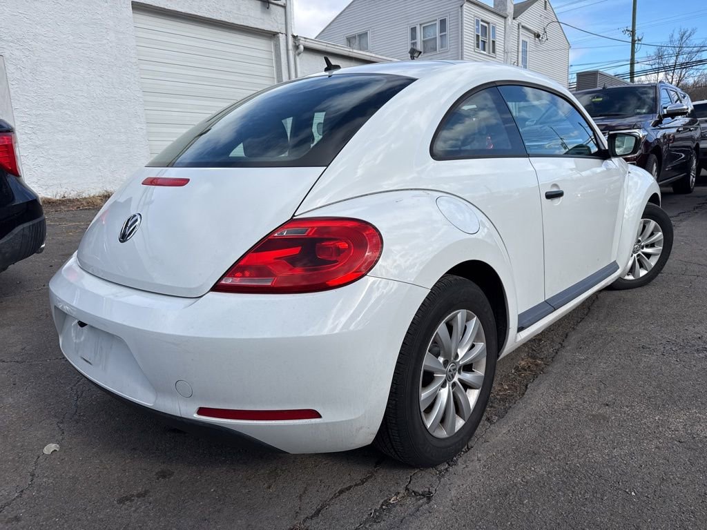 Used 2014 Volkswagen Beetle 1.8T image 4