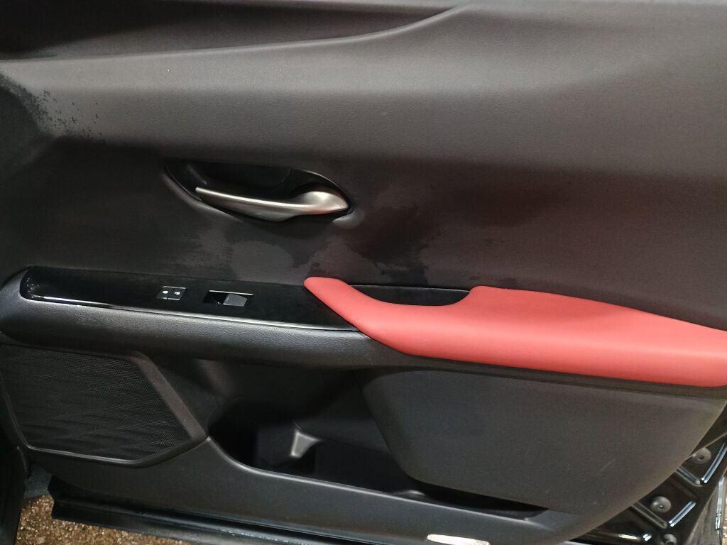 Used 2022 Lexus UX 200 F Sport w/ Accessory Package (Z2) image 28