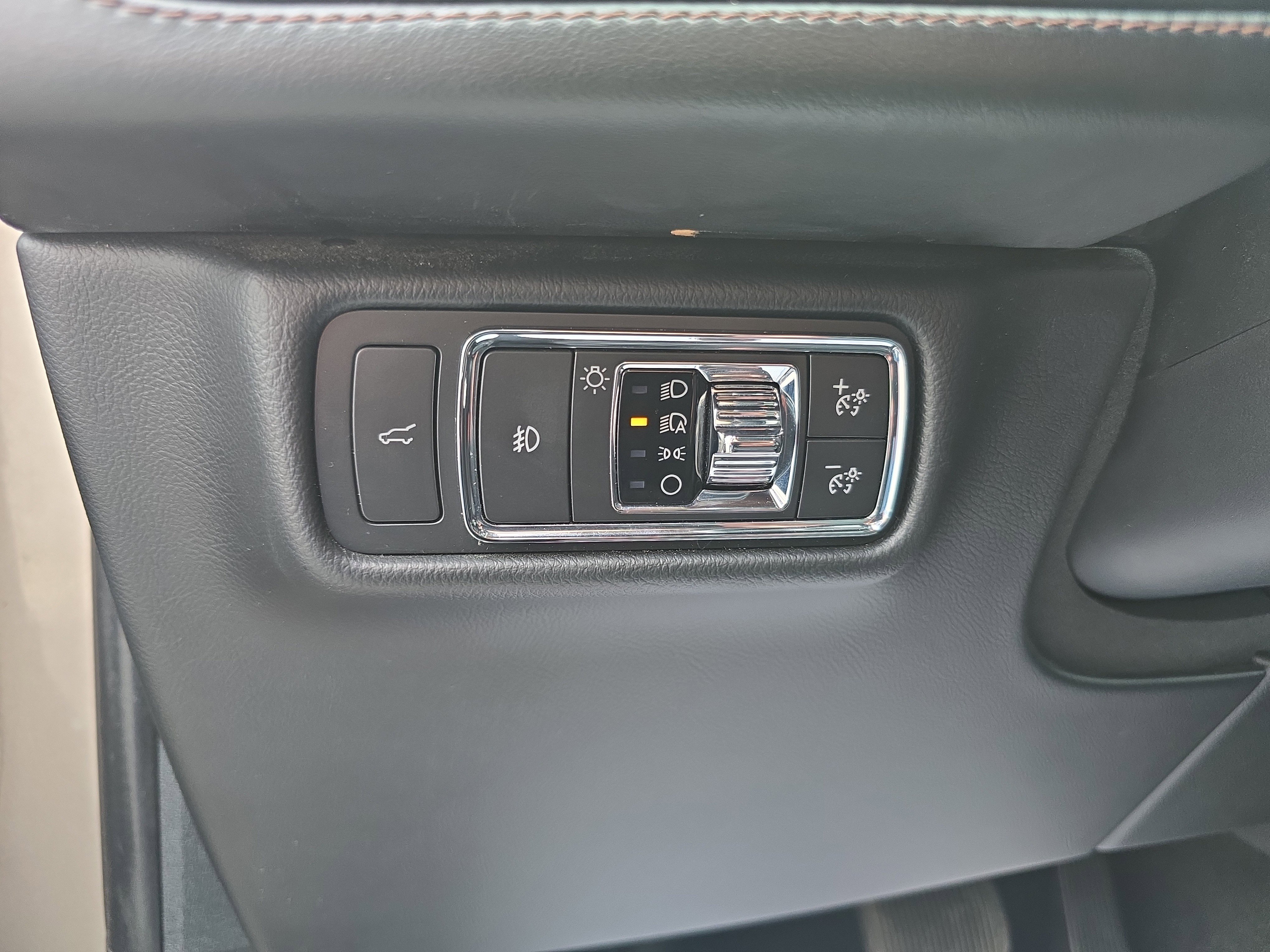 Used 2021 Lincoln Aviator Reserve w/ Elements Package Plus AWD/4WD image 21