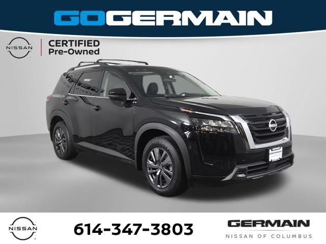 Certified 2023 Nissan Pathfinder SV w/ SV Premium Package AWD/4WD image 3