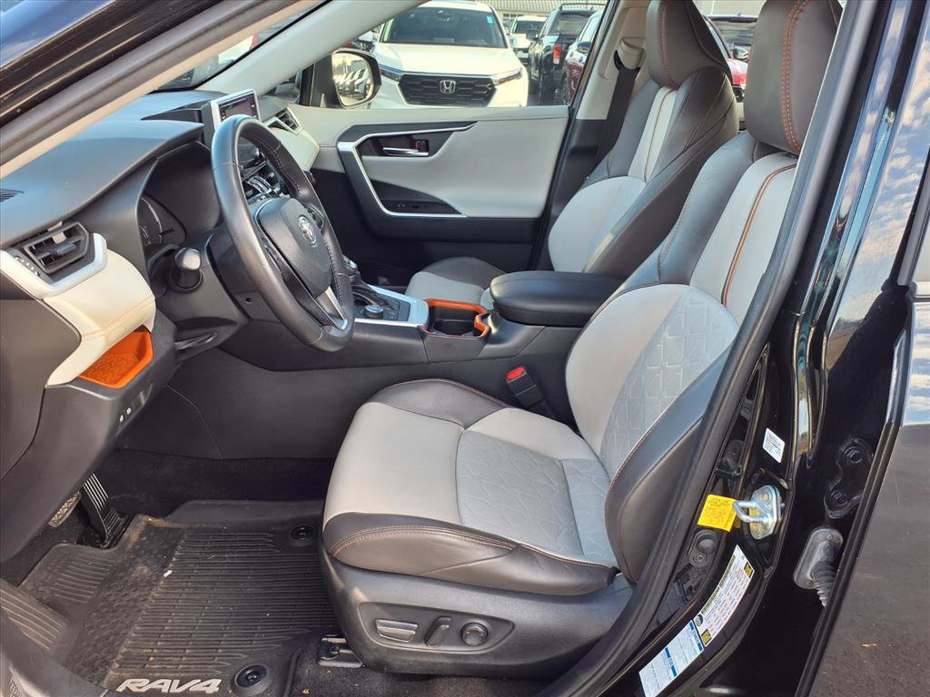 Used 2021 Toyota RAV4 Adventure image 11