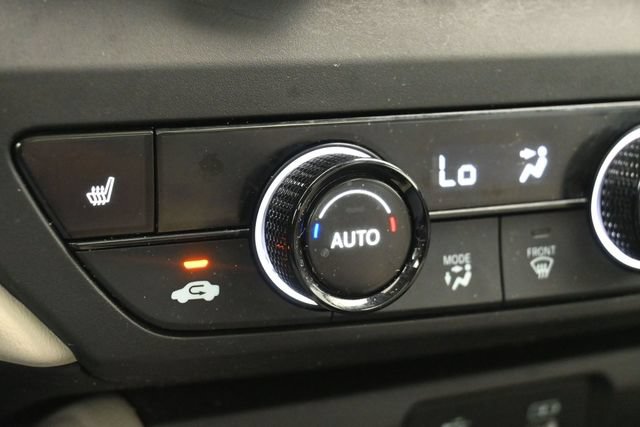Used 2023 Honda Accord EX image 32
