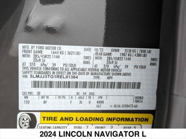 Used 2024 Lincoln Navigator L Black Label AWD/4WD image 36