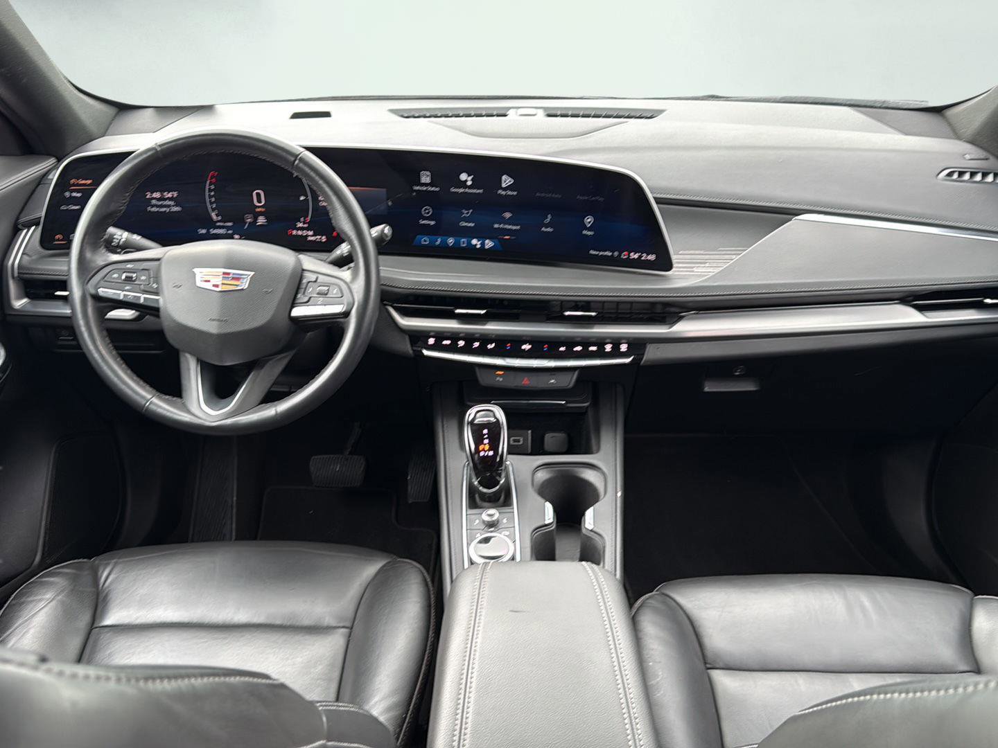 Used 2024 Cadillac XT4 Premium Luxury image 31