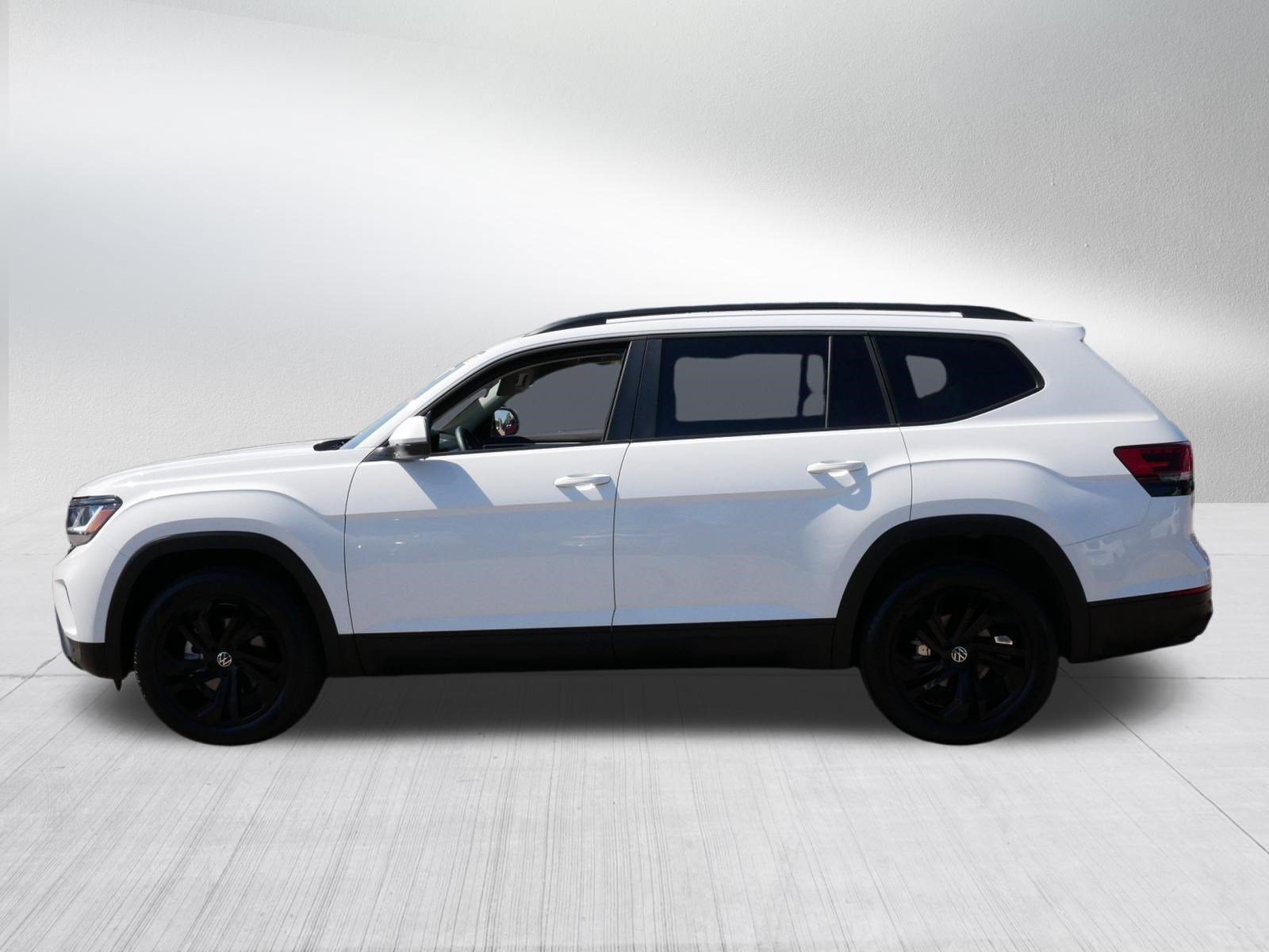 Certified 2023 Volkswagen Atlas SE AWD/4WD image 4