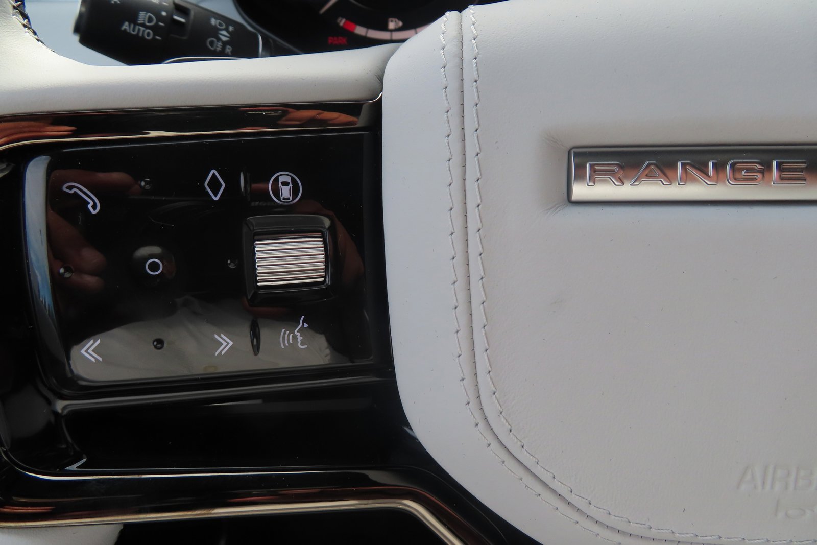 New 2024 Land Rover Range Rover Sport Dynamic SE image 30