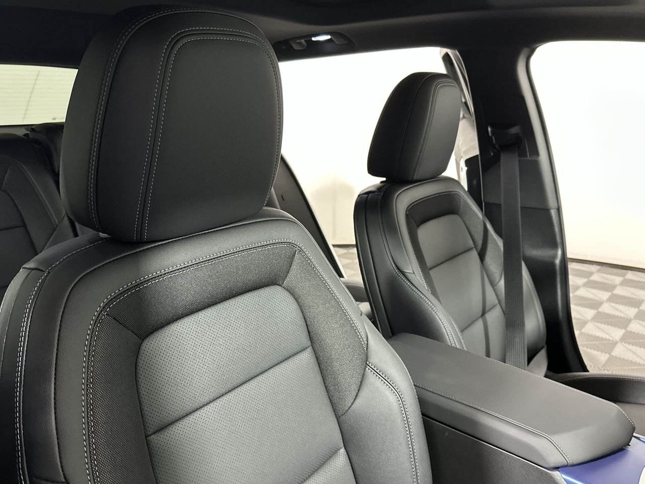 New 2026 Chevrolet Equinox EV LT AWD/4WD image 87