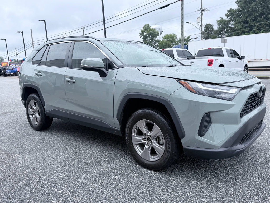 Used 2022 Toyota RAV4 XLE w/ Convenience Package FWD image 2