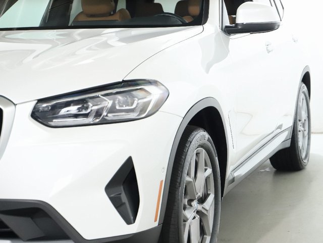 Used 2023 BMW X3 xDrive30i w/ Premium Package AWD/4WD image 5