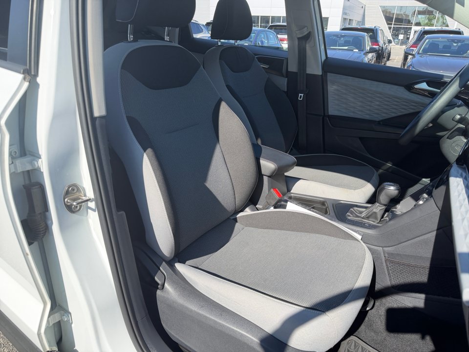 Used 2022 Volkswagen Taos S FWD image 28