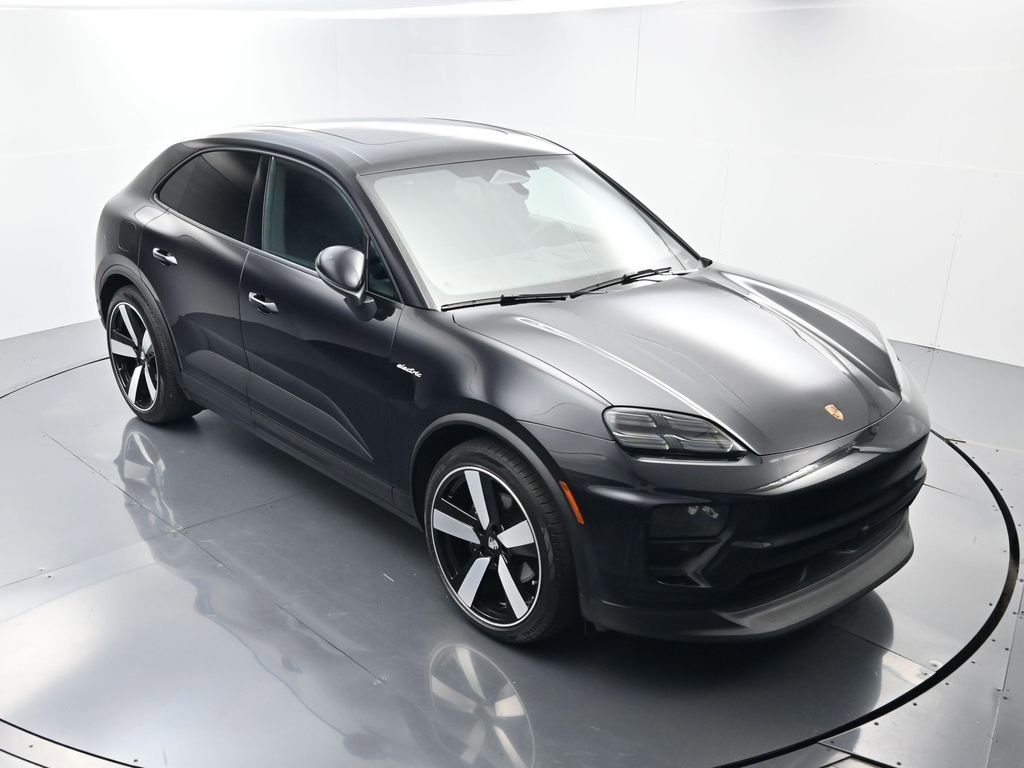 Certified 2024 Porsche Macan 4 Electric image 44