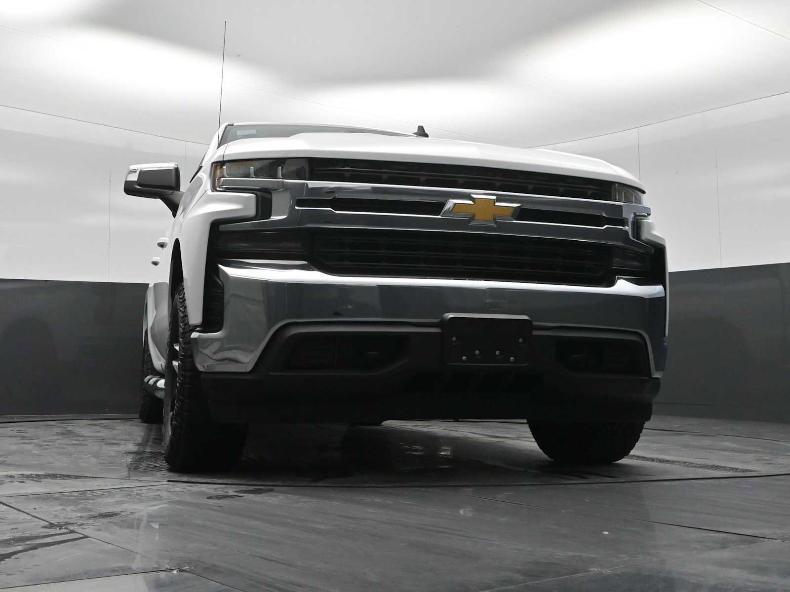 Used 2021 Chevrolet Silverado 1500 LT w/ Bed Protection Package image 24