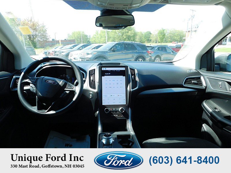 Used 2021 Ford Edge SE image 15