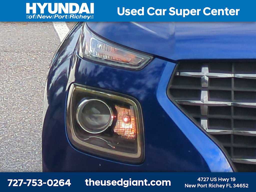 Certified 2023 Hyundai Venue SEL FWD image 9