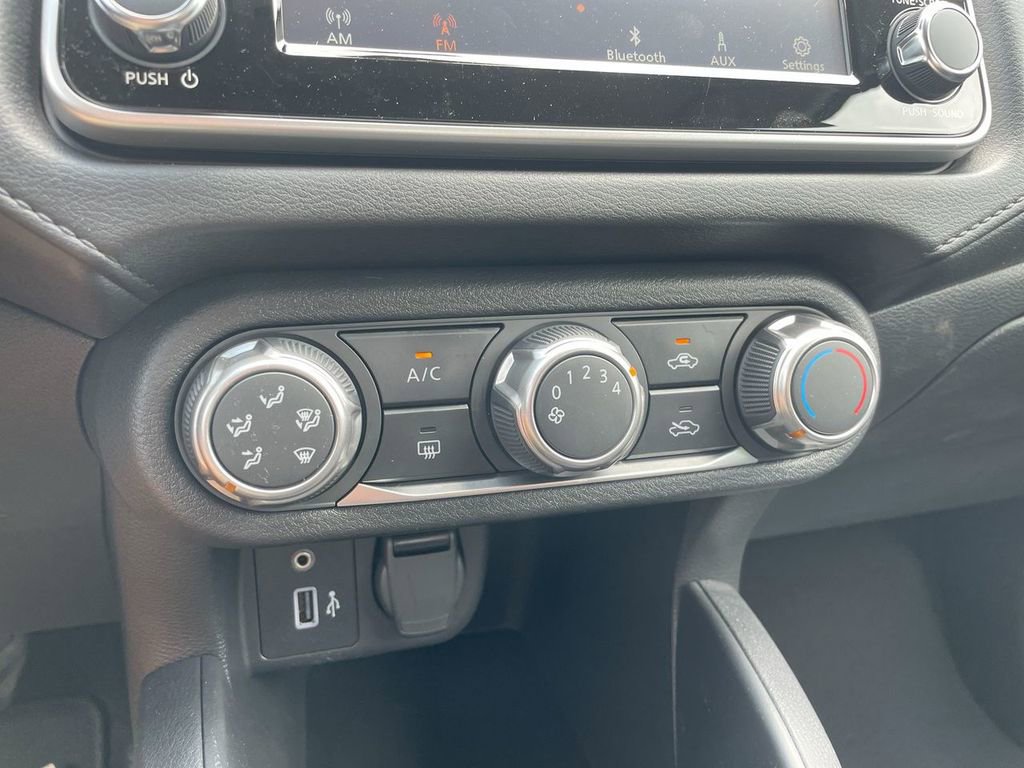New 2025 Nissan Versa S w/ Trunk Package FWD image 27