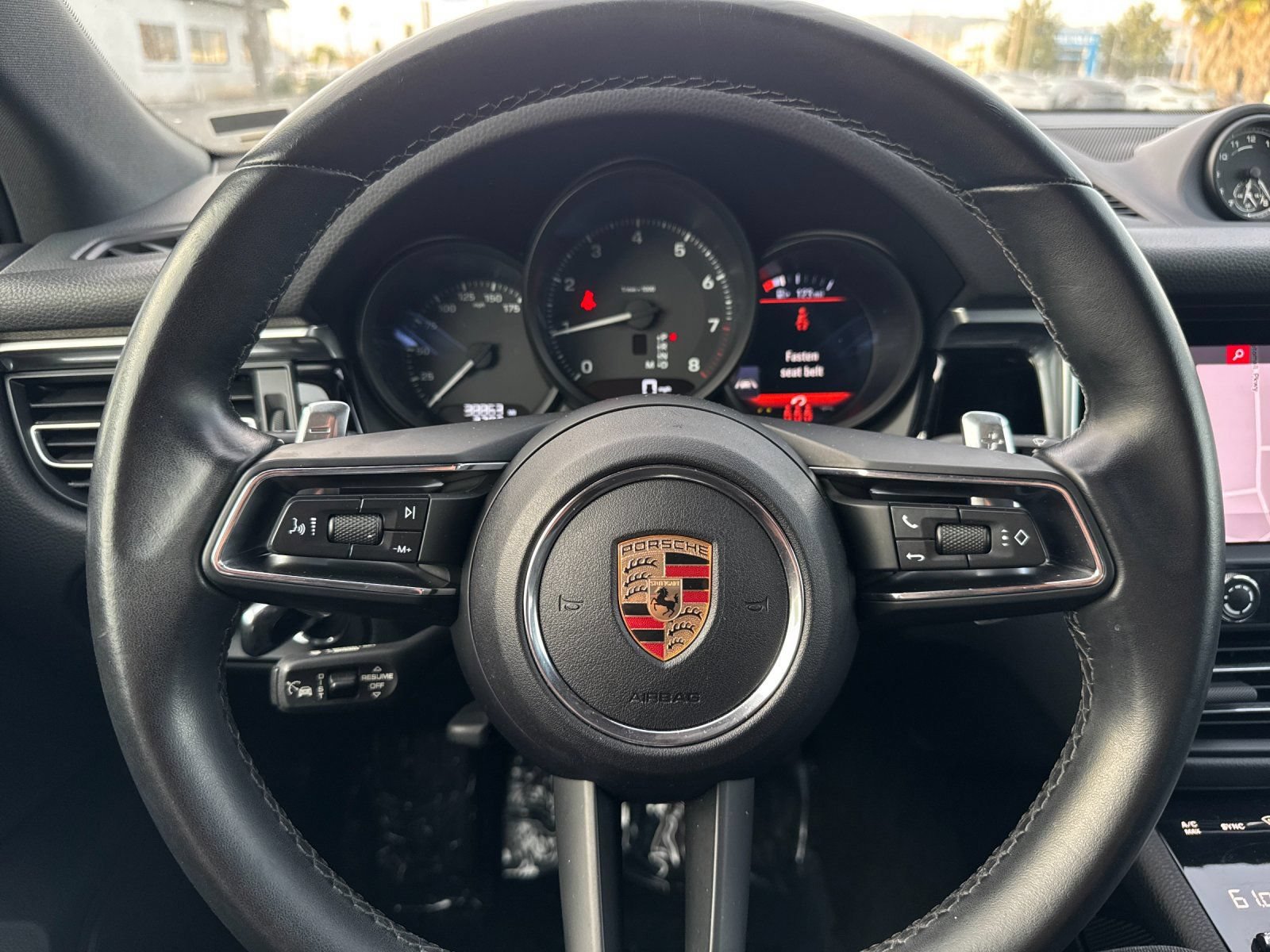 Used 2024 Porsche Macan AWD/4WD image 22