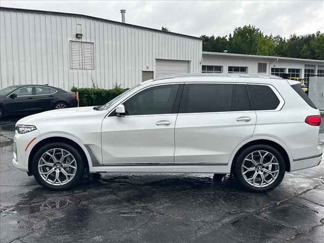 Used 2021 BMW X7 xDrive40i w/ Cold Weather Package AWD/4WD image 7