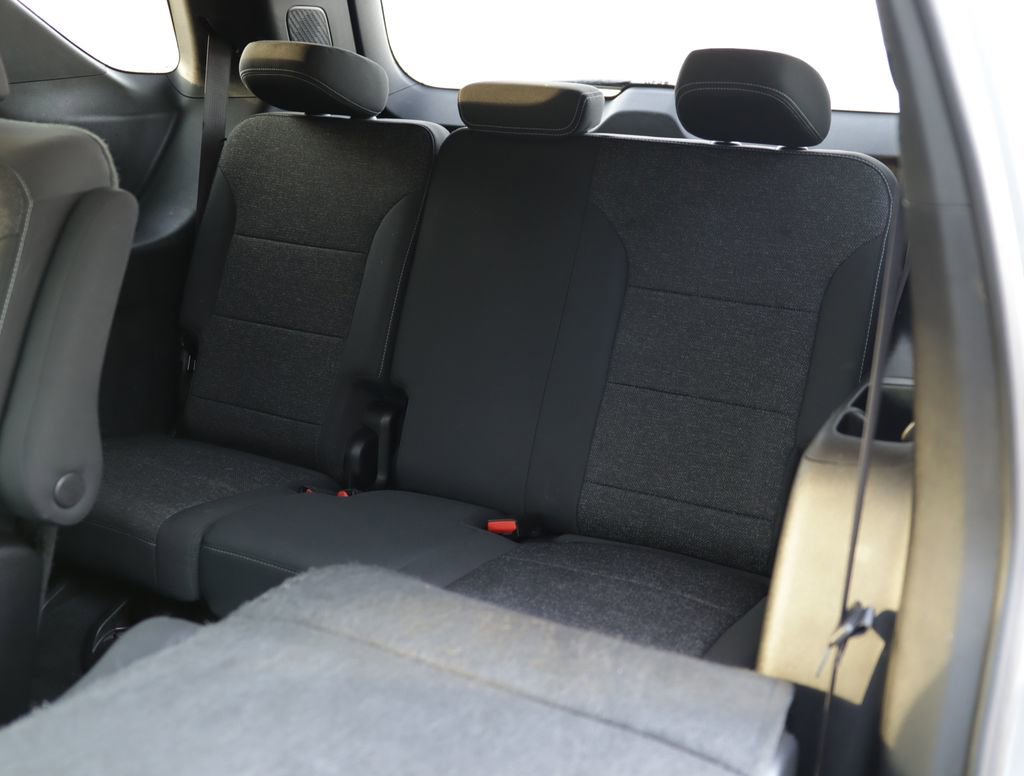 Used 2024 Chevrolet Traverse LT w/ Midnight/Sport Edition image 29