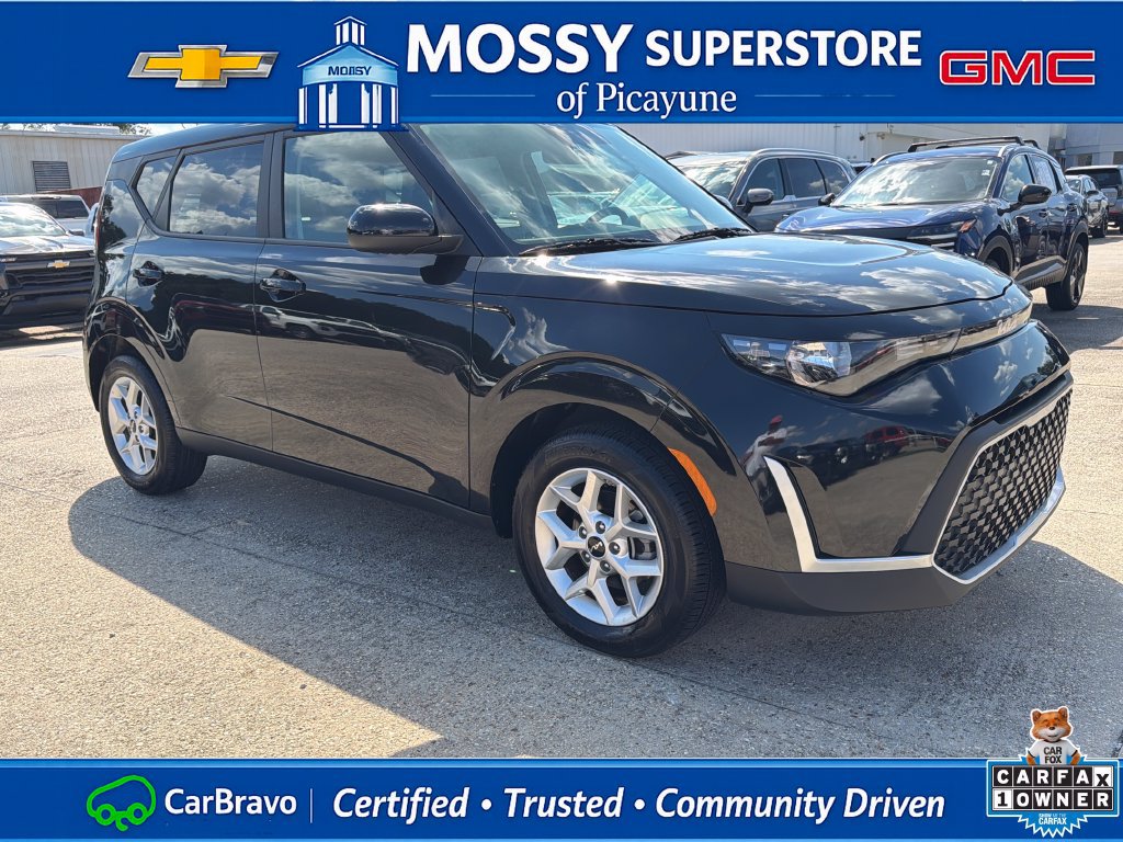 Used 2025 Kia Soul LX w/ LX Technology Package FWD image 9