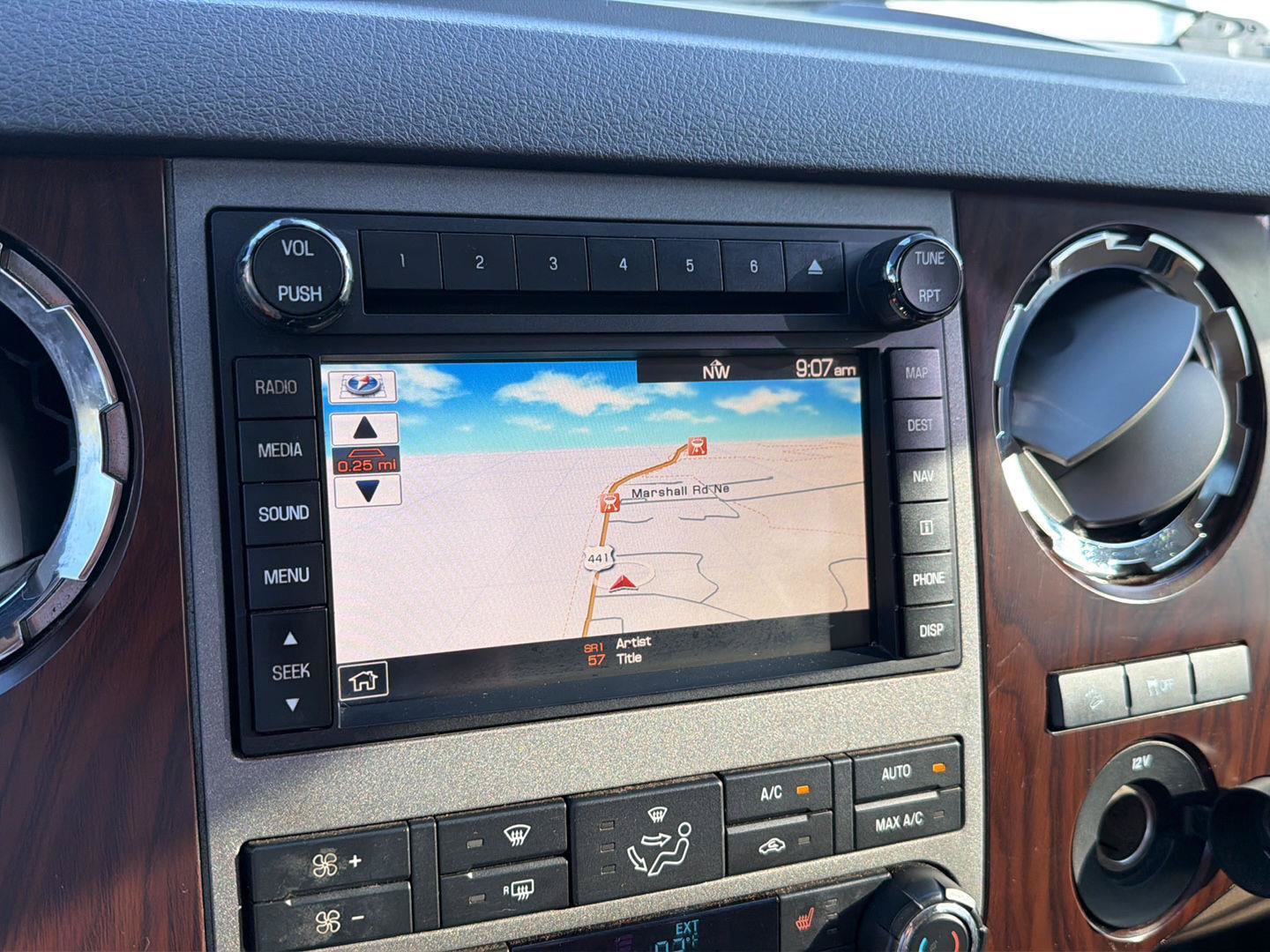 Used 2012 Ford F350 Lariat w/ Lariat Ultimate Pkg AWD/4WD image 25